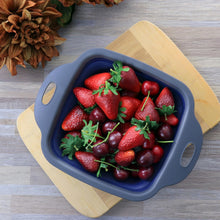 Load image into Gallery viewer, Oster Bluemarine Collapsible Square Plastic Colander in Blue