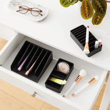 Load image into Gallery viewer, Sarah Tanno Collection Silicone Makeup Palette Holder, Black
