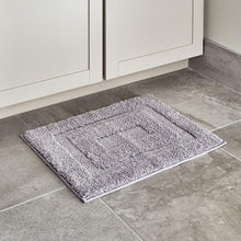 Load image into Gallery viewer, iDesign Spa Small Microfiber Accent Shower Rug, Bath Mat - Gray
